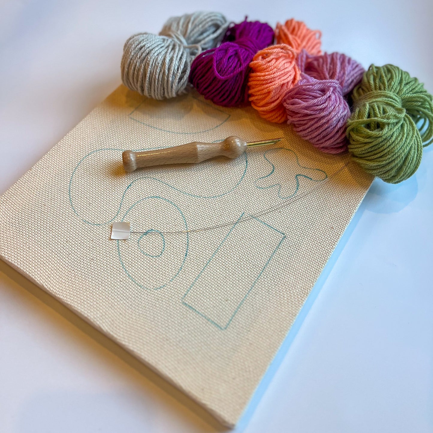 "Endless Color" - Punch Needle Kit - Modern DIY Wall Art for Beginners