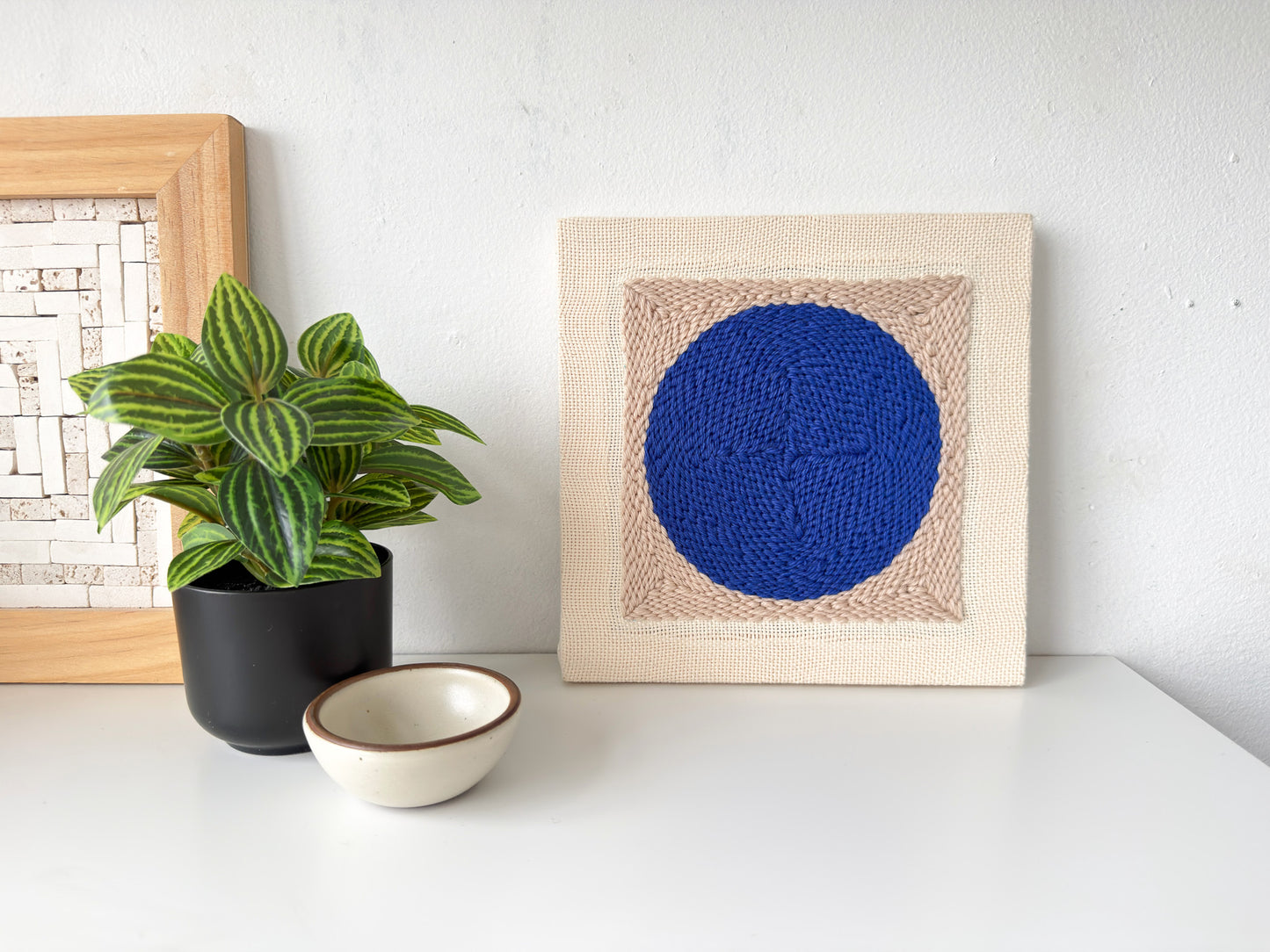 "Spotted" - Punch Needle Kit - Modern DIY Wall Art for Beginners